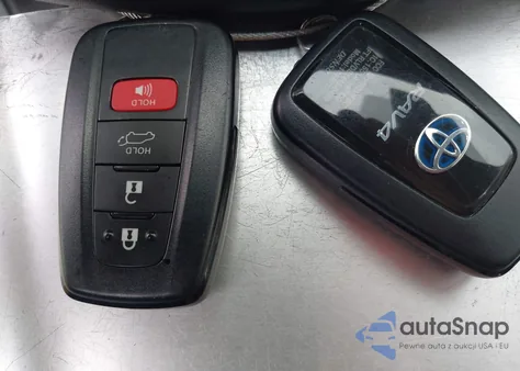 2021 Toyota Rav4 Xle Premium/Xse z USA, uszkodzony, nr VIN JTMB6RFVXMD040132